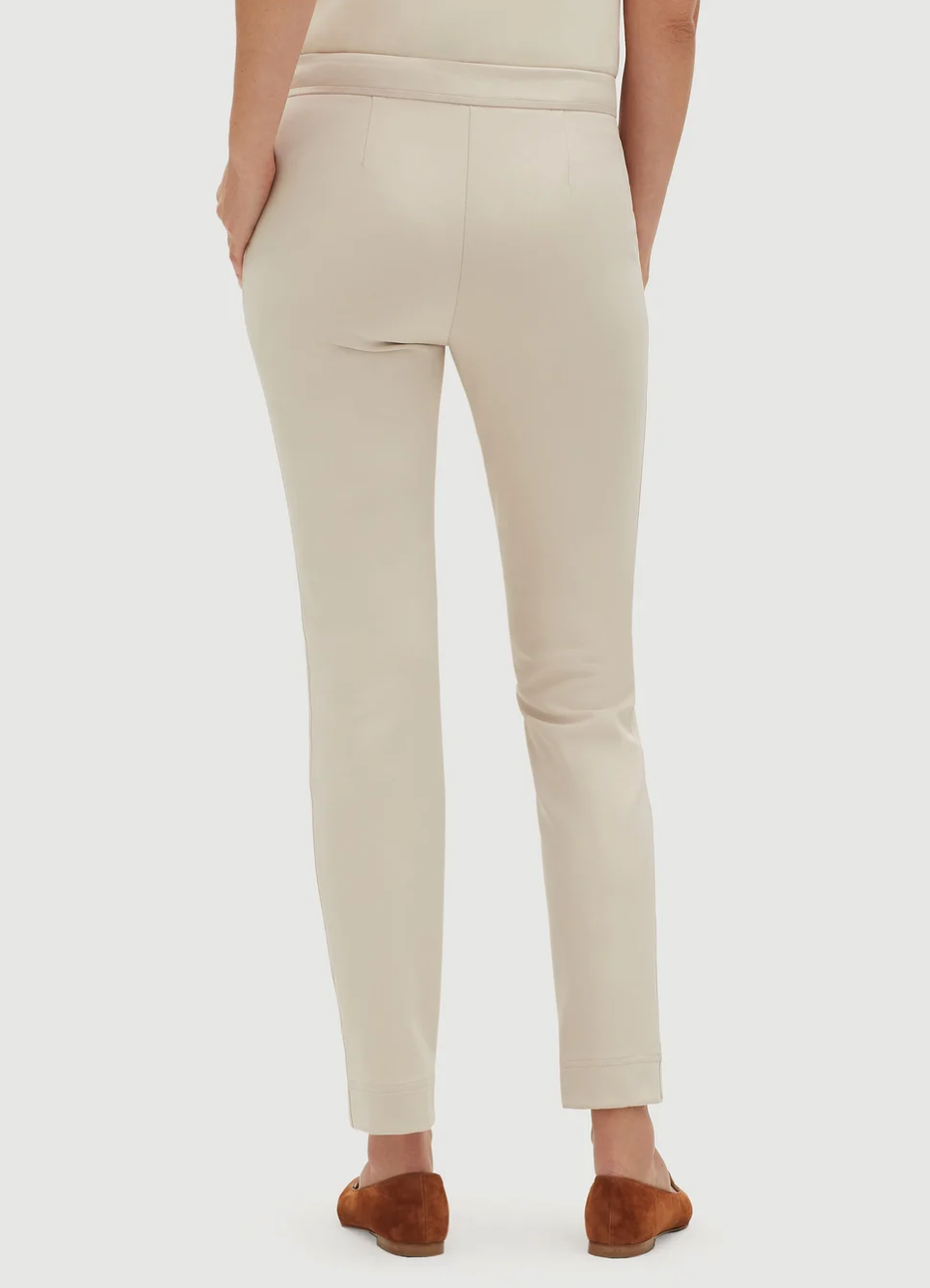 Manhattan Slim Pant With Step Hem Sand 236 Darien Sport