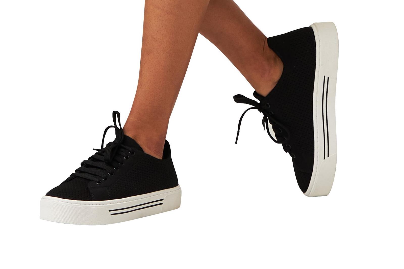 STEVEN MADDEN - Brava Solid Sneaker 