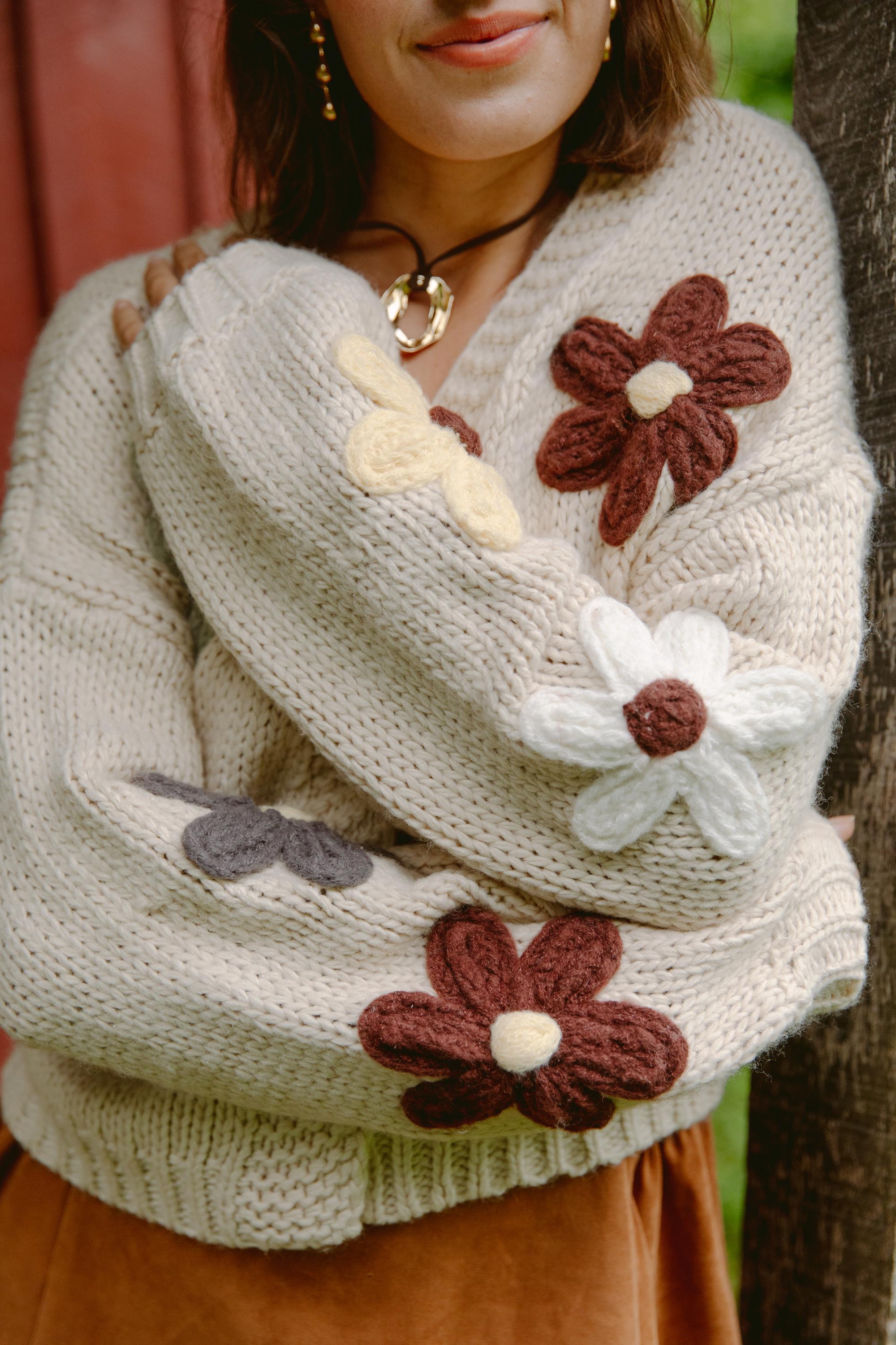 FARRAH FLOWER CARDI TAUPE MULTI | South Moon Under