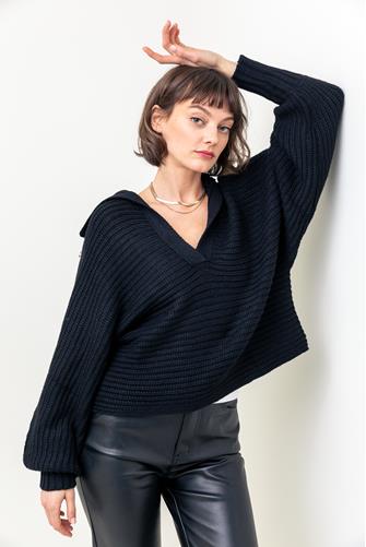 Long Sleeve V-neck Open Collar Sweater BLACK