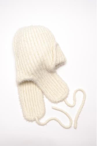 Timber Fuzzy Knit Trapper CREAM
