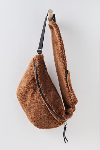 Overachiever Sherpa Sling Bag 2250