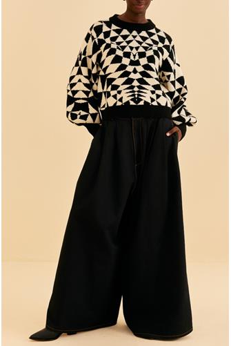 Heart Deco Black Knit Sweater BLACK