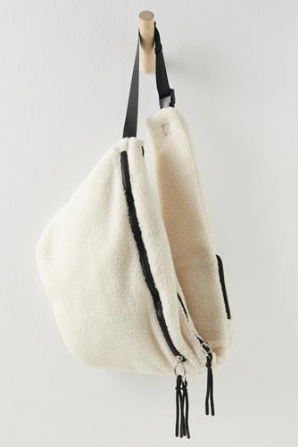 Overachiever Sherpa Sling Bag CHAMPAGNE TOAST