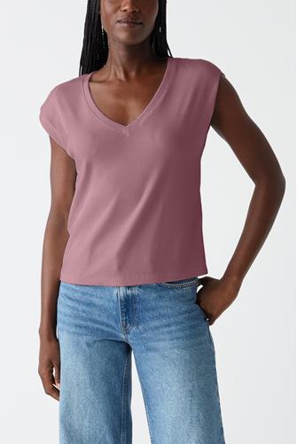 Tati V Neck Power Shoulder Top BERRYWOOD