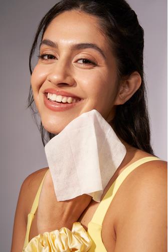 Cool + Glow Towelettes CREAM