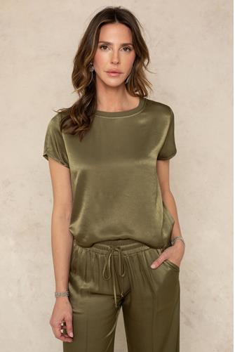 Fei High Neck Tee SEA CUCUMBER