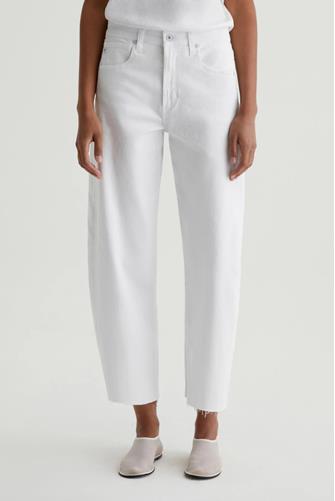 Hattie in Gallery white