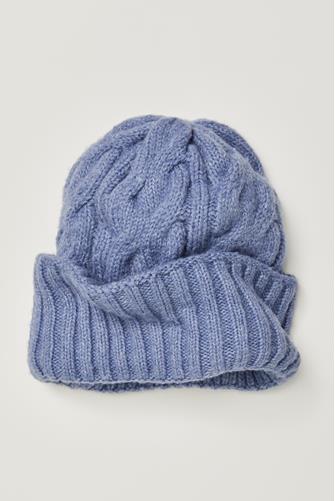 Coast Line Beanie BLUE