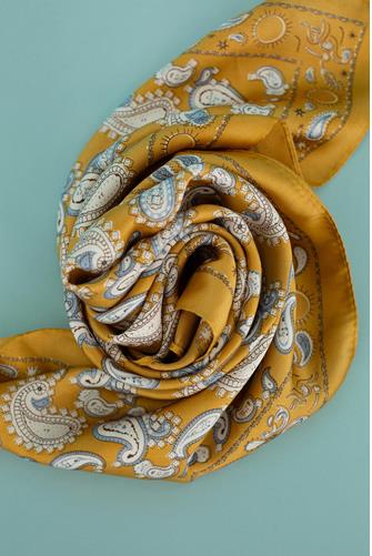 Printed Bandana Scarf GOLD