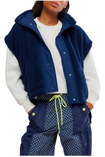 Scout It Out Vest NAVY