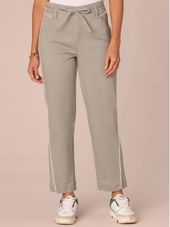 DEMOCRACY - "Ab"solution Skyrise Self Tie Frayed Forward Seam Boyfriend Pants DEEP SEAGRASS