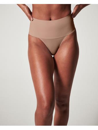 SPANX - Undie-tectable Thong CAF AULAIT