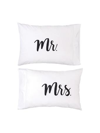 C&F - Mr. and Mrs. Pillowcase Set WHITE