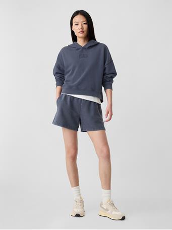 GAP - Relaxed Gap Mini-Logo Cropped Hoodie DEEP SAILOR BLUE