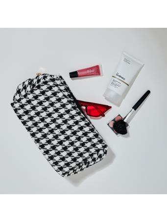 URBAN EXPRESSIONS - Haute Tooth Cosmetic Pouch HOUNDS TOOTH