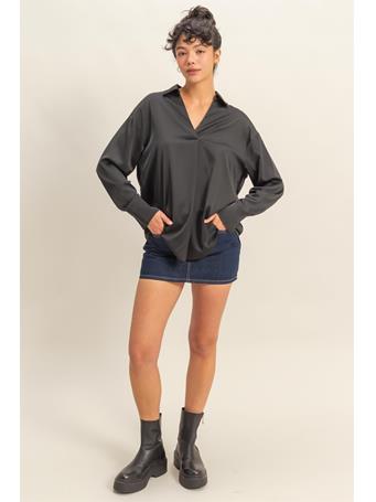 DOUBLE ZERO - Collared V-Neck Satin Blouse BLACK