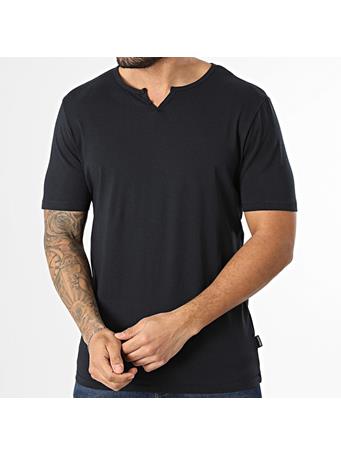 BLEND CLOTHING - V-neck Klaudio T-shirt SALUTE