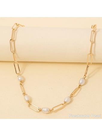 ANARCHY STREET - Oval Chain Link Pearl Station Necklace GOLD