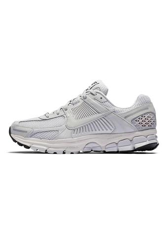 NIKE - Zoom Vomero 5 VAST GREY/VAST GREY-BLACK-SAIL