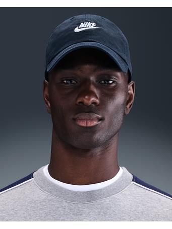 NIKE - Club Unstructured Futura Wash Cap OBSIDIAN/(WHITE)