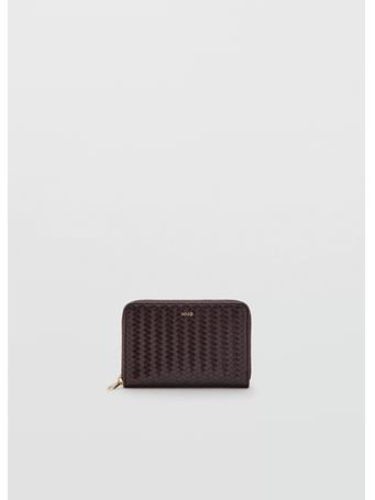 MANGO - Medium Braided Wallet Chocolate