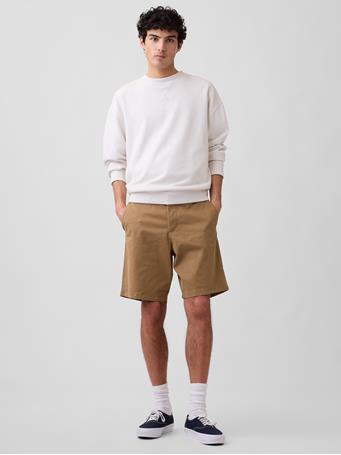 GAP - 9" Essential Khaki Shorts CREAM CARAMEL