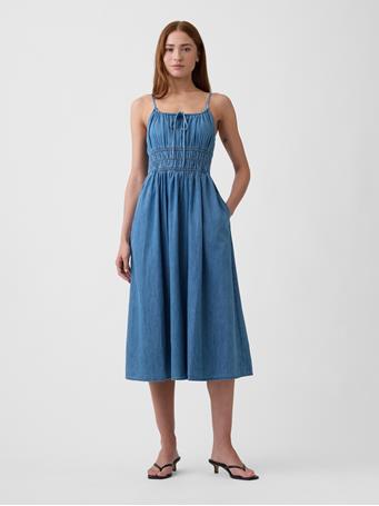 GAP - Smocked Tie-Front Midi Dress LIGHT WASH