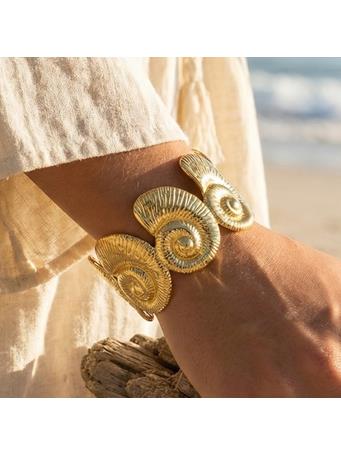 ANARCHY STREET - Nautilus Shell Wide Cuff Bracelet GOLD