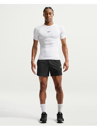 NIKE - Pro Training Men's Dri-FIT 6" Shorts BLACK/(WHITE)