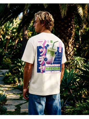 ON VACATION - Blueberry Matcha T-Shirt Beige