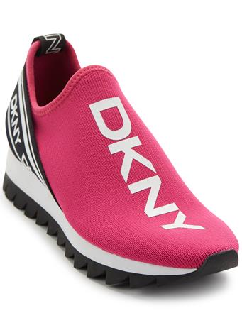 DKNY - Abbi Slip On Sneaker FUCHSIA