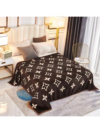 SIGNATURE DESIGN - Fashion Monogram Plush Fleece Blanket MONOGRAM