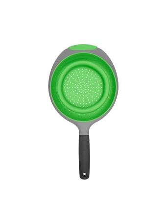 OXO - Silicone Collapsible Strainer GREEN