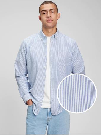 GAP - Oxford Shirt in Standard Fit BLUE STRIPE
