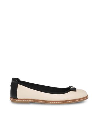 ANNE KLEIN SHOES - Eve Flats IVORY/BLACK