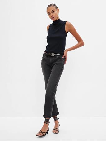 GAP - Mid Rise Girlfriend Jeans with Washwell WASHED BLACK