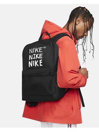 NIKE - Heritage Backpack (25L) BLACK