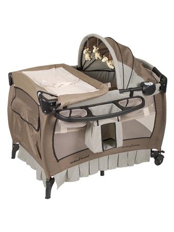 FISHER PRICE - Deluxe Nursery Center Playard TAN