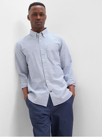 GAP - Oxford Shirt in Standard Fit BLUE TRACK STRIPE