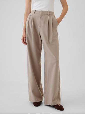 GAP - 365 High Rise Brushed Twill Pleated Trousers MEDIUM COOL BROWN