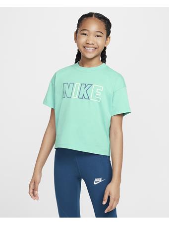 NIKE - Sportswear Essential Big Kids' (Girls') T-Shirt GREEN FROST