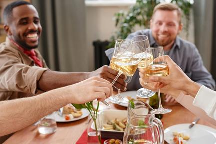 Your Ultimate Guide to Choosing the Right Glassware for Every Drink