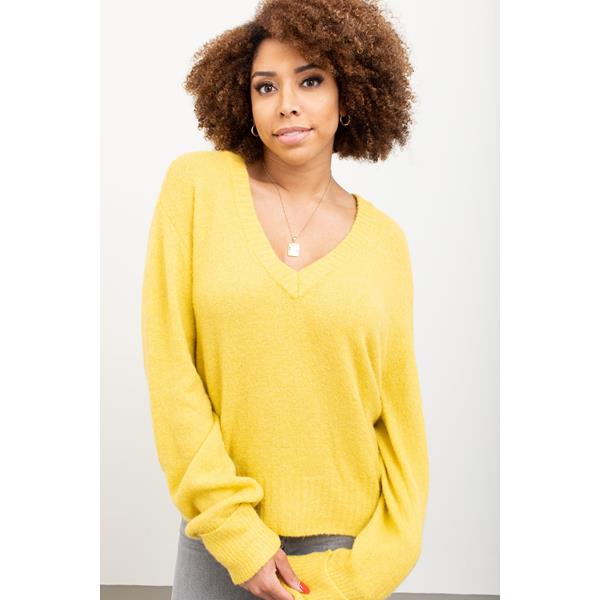 V NECK SWEATER GOLD South Moon Under