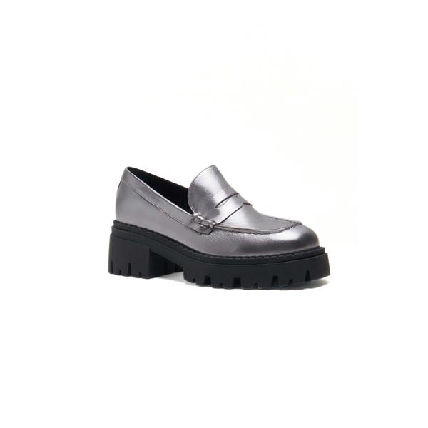 Lyra Lug Sole Loafer