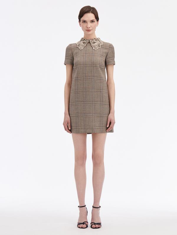 Oscar De La Renta Peony Guipure Collar Plaid Shift Dress In Cocoa Multi