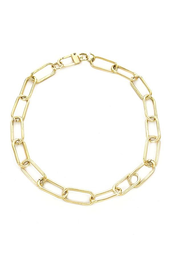 18 In Neck Oval Link Chain Hinged Closure