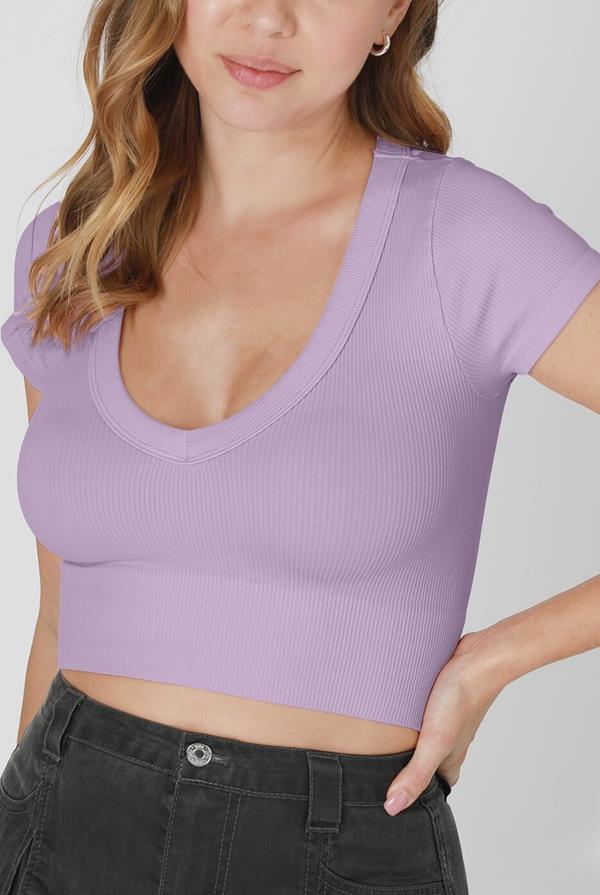 V-Neck Seamless Tee