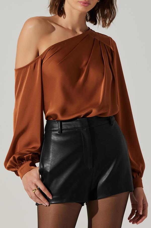 Nieves Top