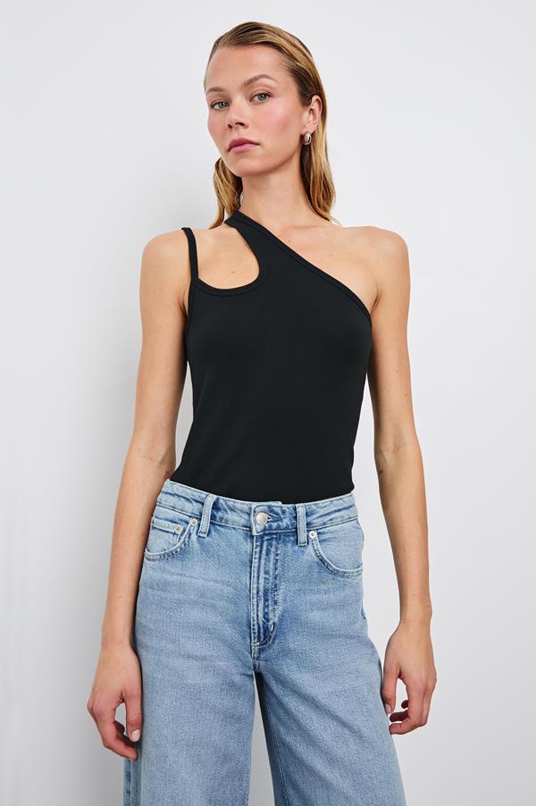 Hira Top